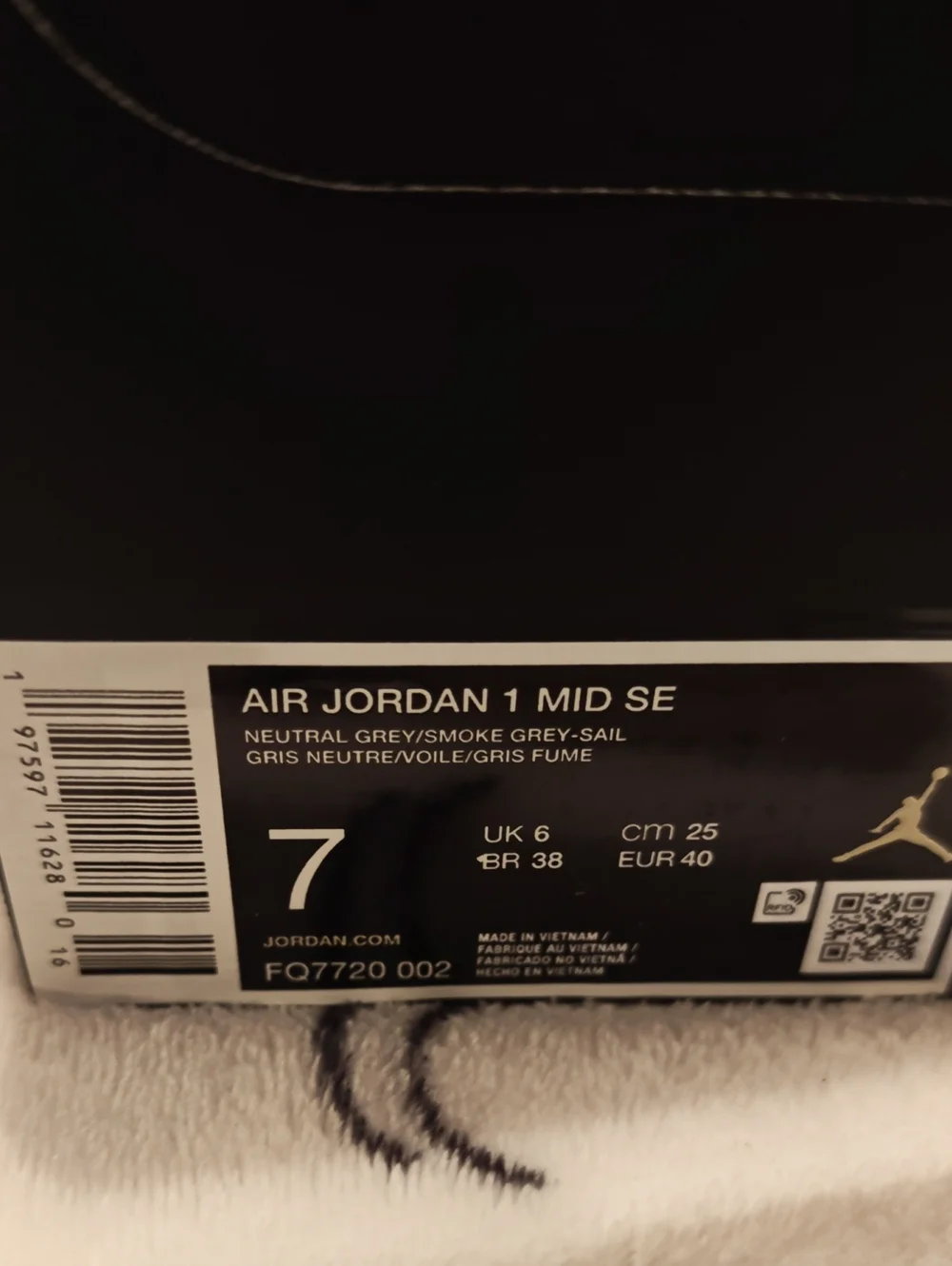 Nike Jordan 1 Mid SE Men's Size 7